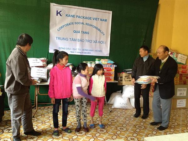 Hoạt động từ thiện tại Trung tâm Bảo trợ xã hội I 21
