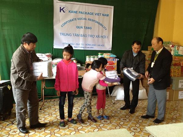Hoạt động từ thiện tại Trung tâm Bảo trợ xã hội I 24