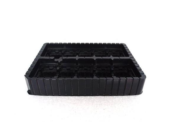 プラスチック成型品 13